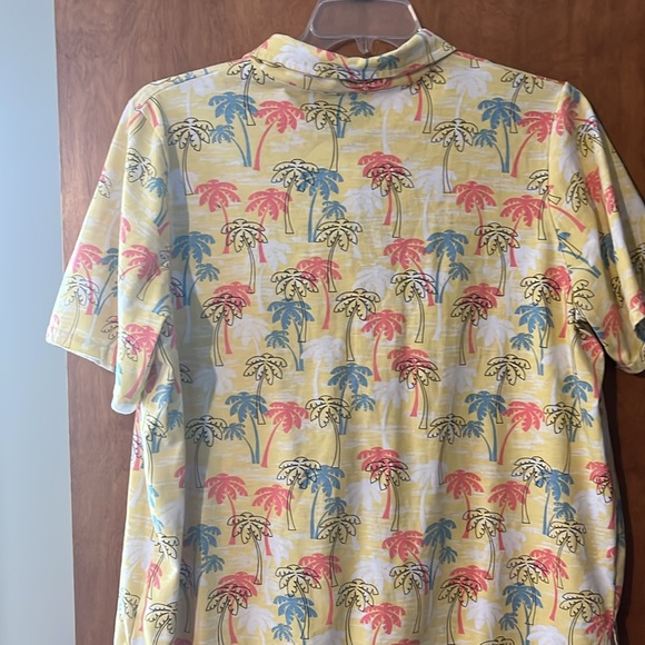 Bon Worth Button down blouse with palm trees , size large - Picture 2 of 3